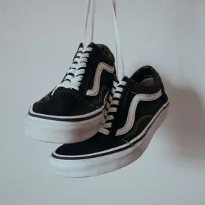 Coravixa Performance Sneaker