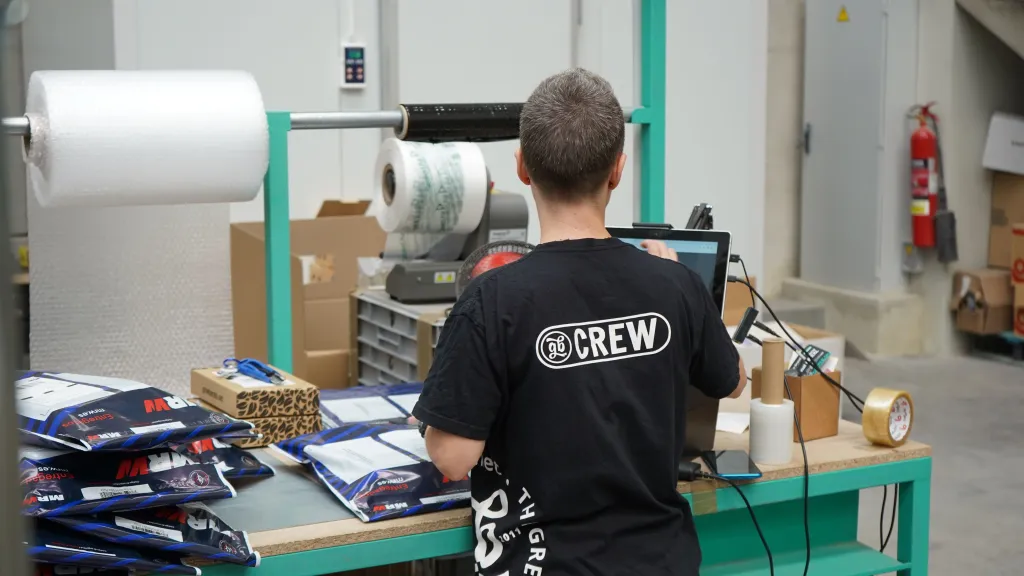 Electronics order fulfillment