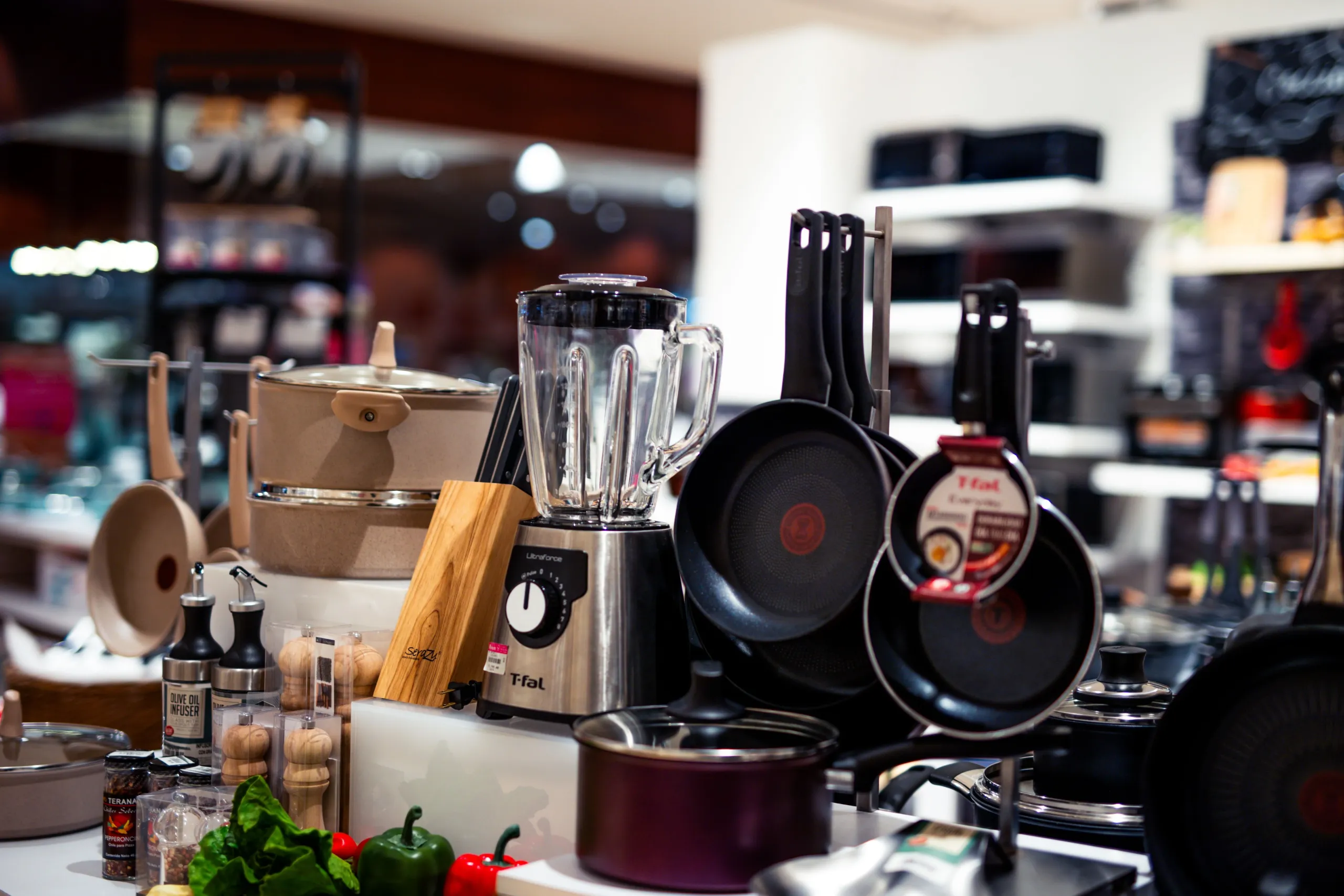 Kitchen & Utensils Shopping Lifestyle