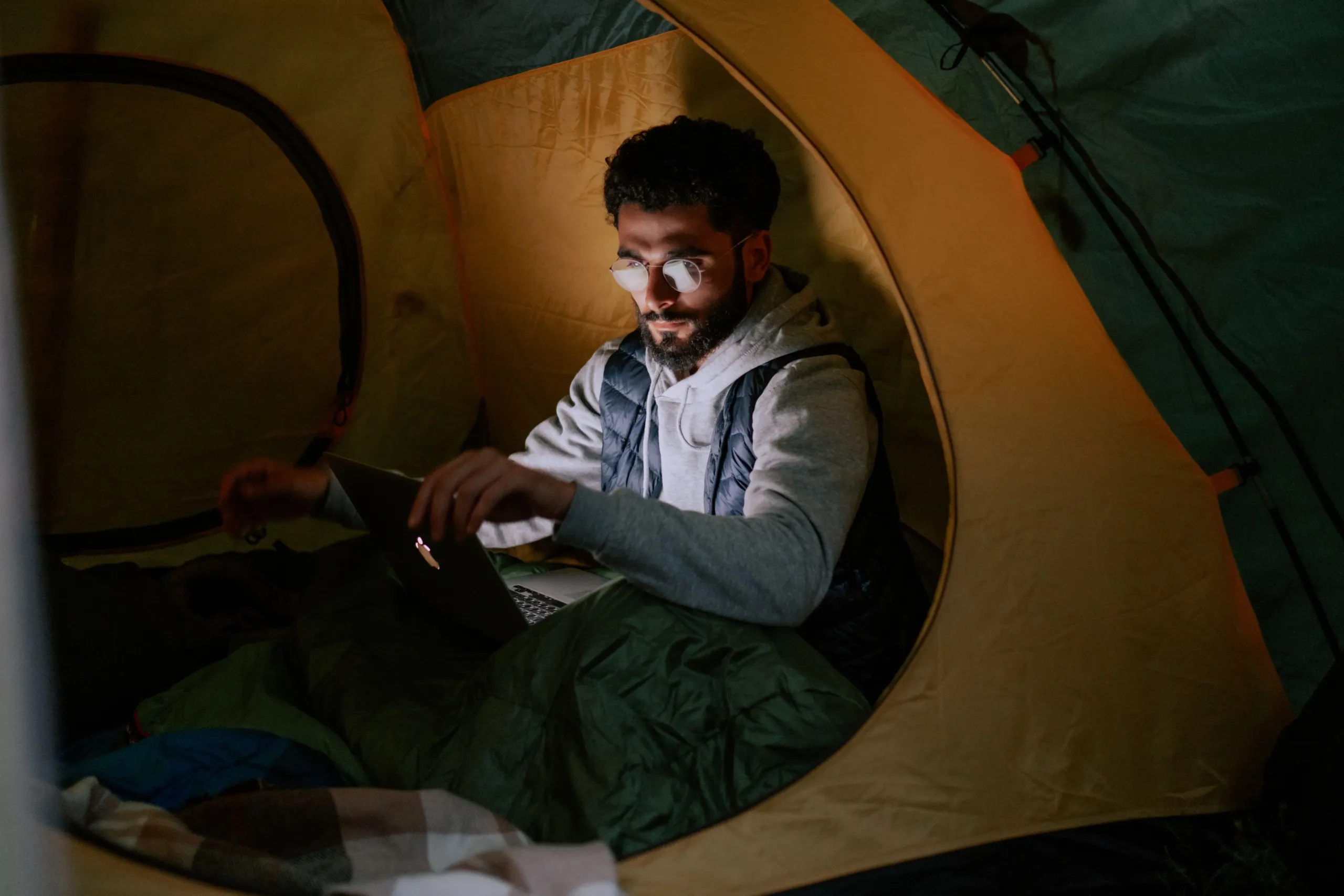 Outdoor & Camping Ecommerce Product