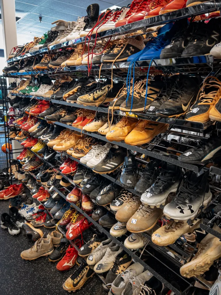 Running Shoes alternate store layout