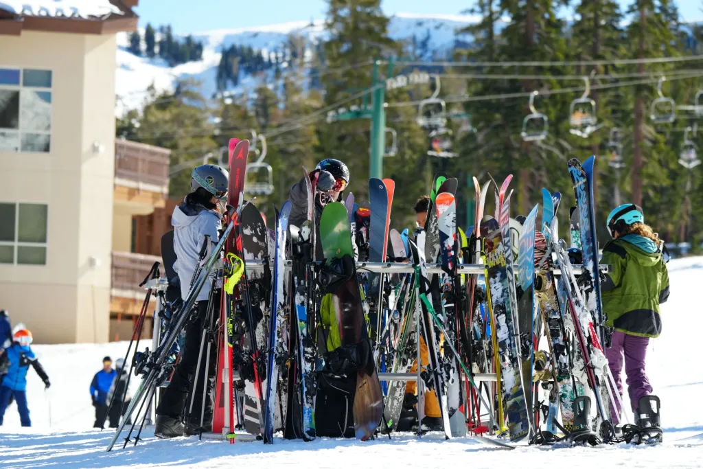 Ski & Snow Gear alternate store layout