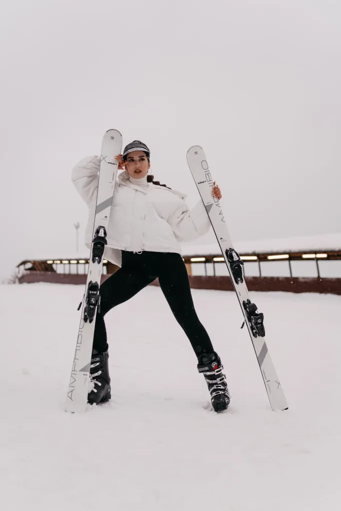 Ski & Snow Gear premium slider image