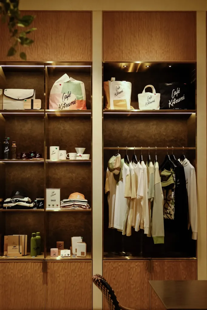 Uniform Store premium slider image