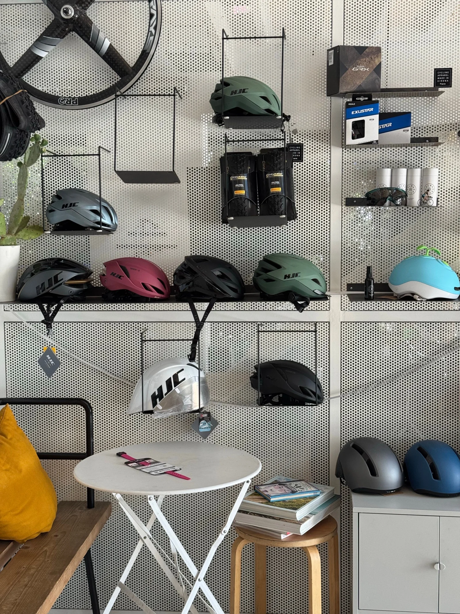 Cycling Gear premium slider image
