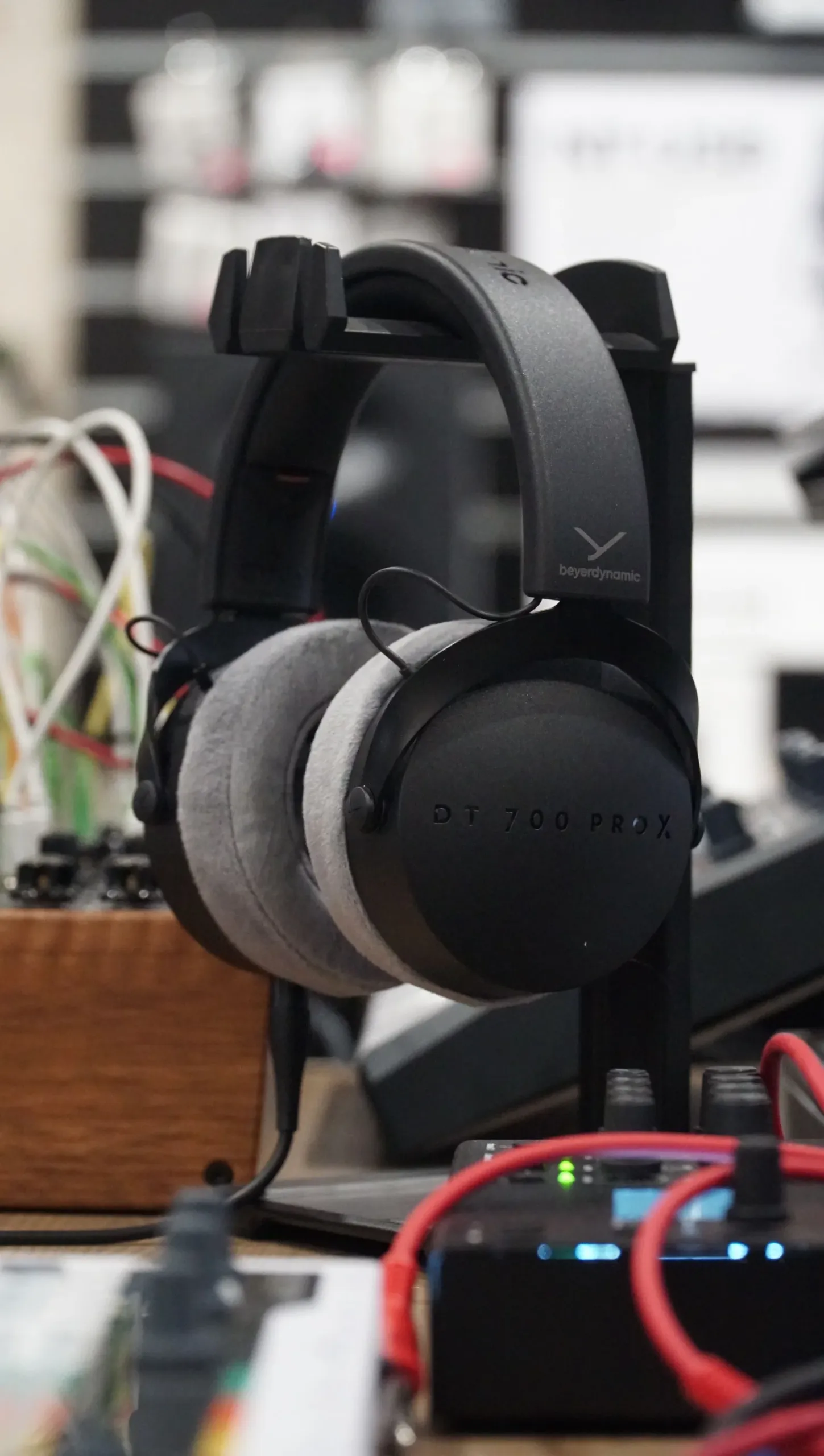 Headphones Store premium slider image