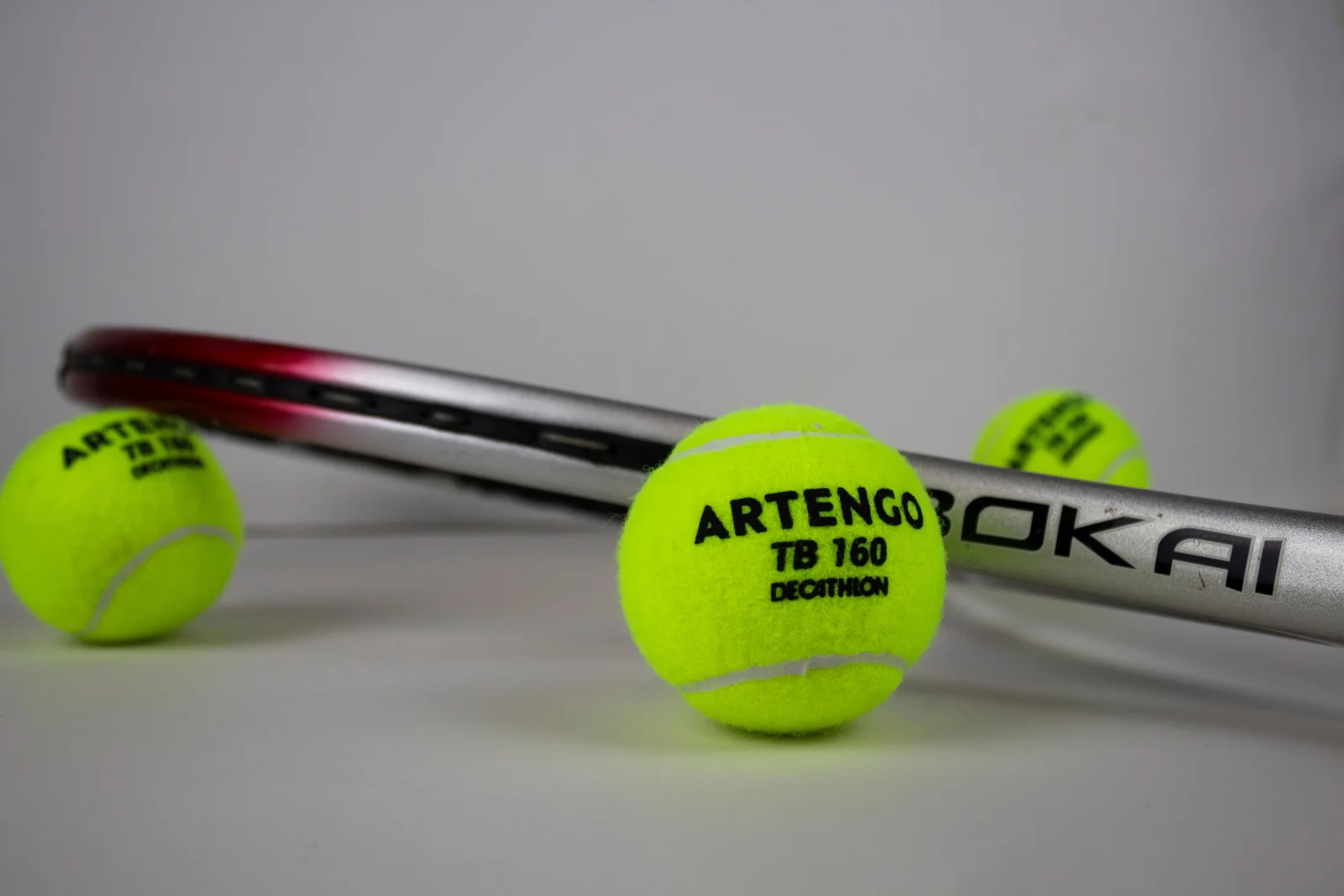 Tennis Equipment premium slider image