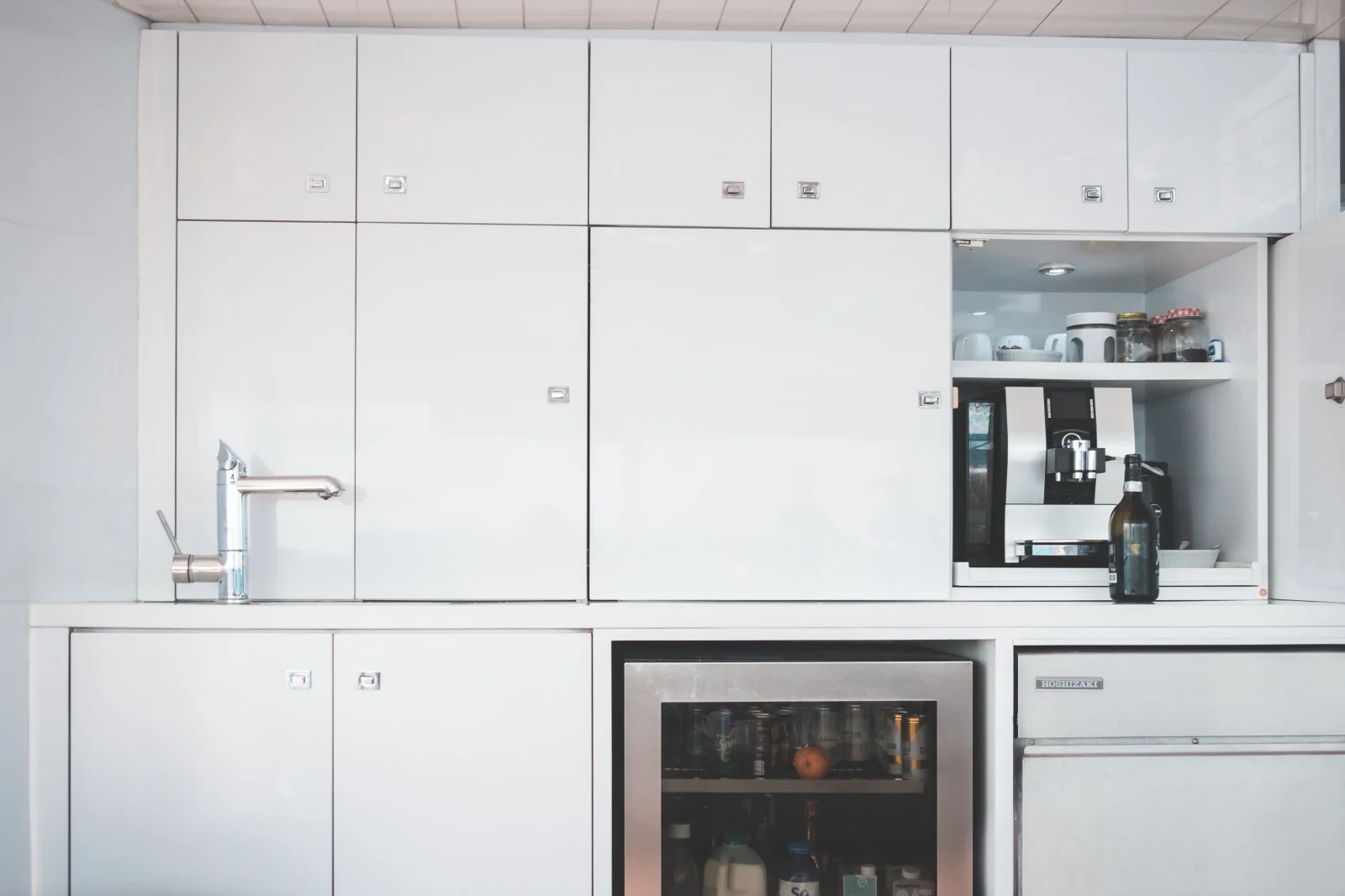 Kitchen Furniture premium slider image